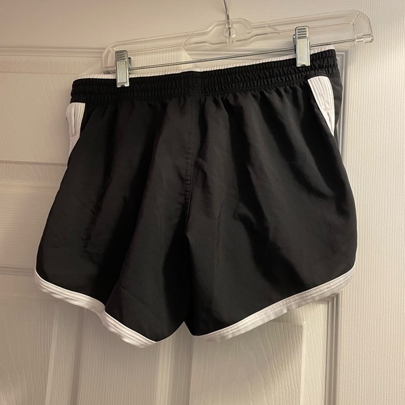 The North Face Black/White Running Short Drawstring Liner Women's Small - Picture 4 of 5